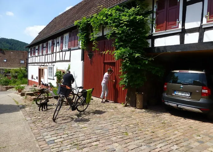 Feriengaleriewohnung Im Denkmal Stilvoll-Komfortabel Baubiologisch